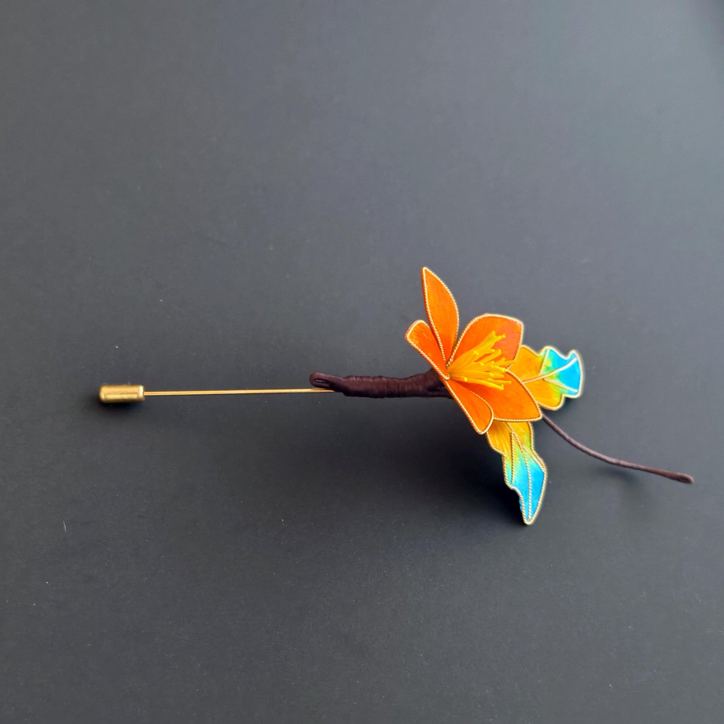 Handcrafted Silk Flower Brooch – Unique Vintage Floral Pin for Women