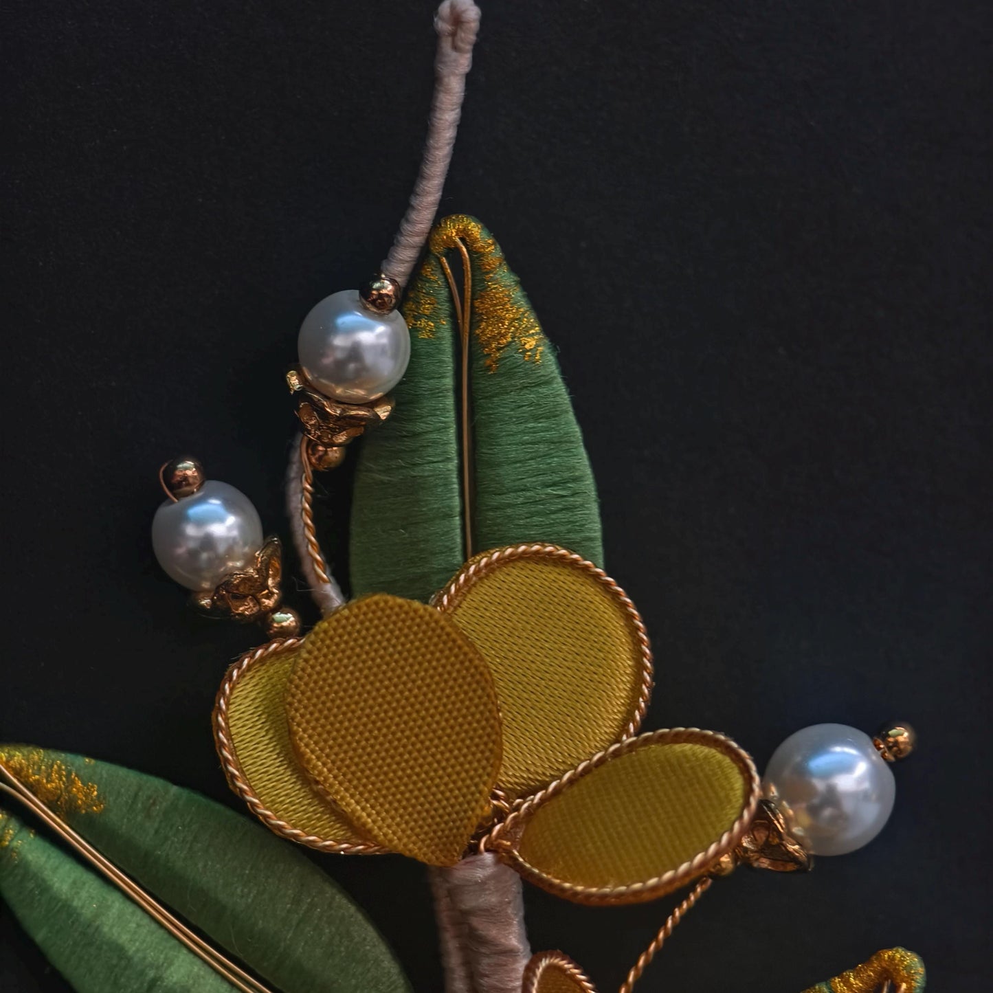 Petal Silk Flower Brooch – Handmade Vintage Chinese Style Pin for Dresses and Parties