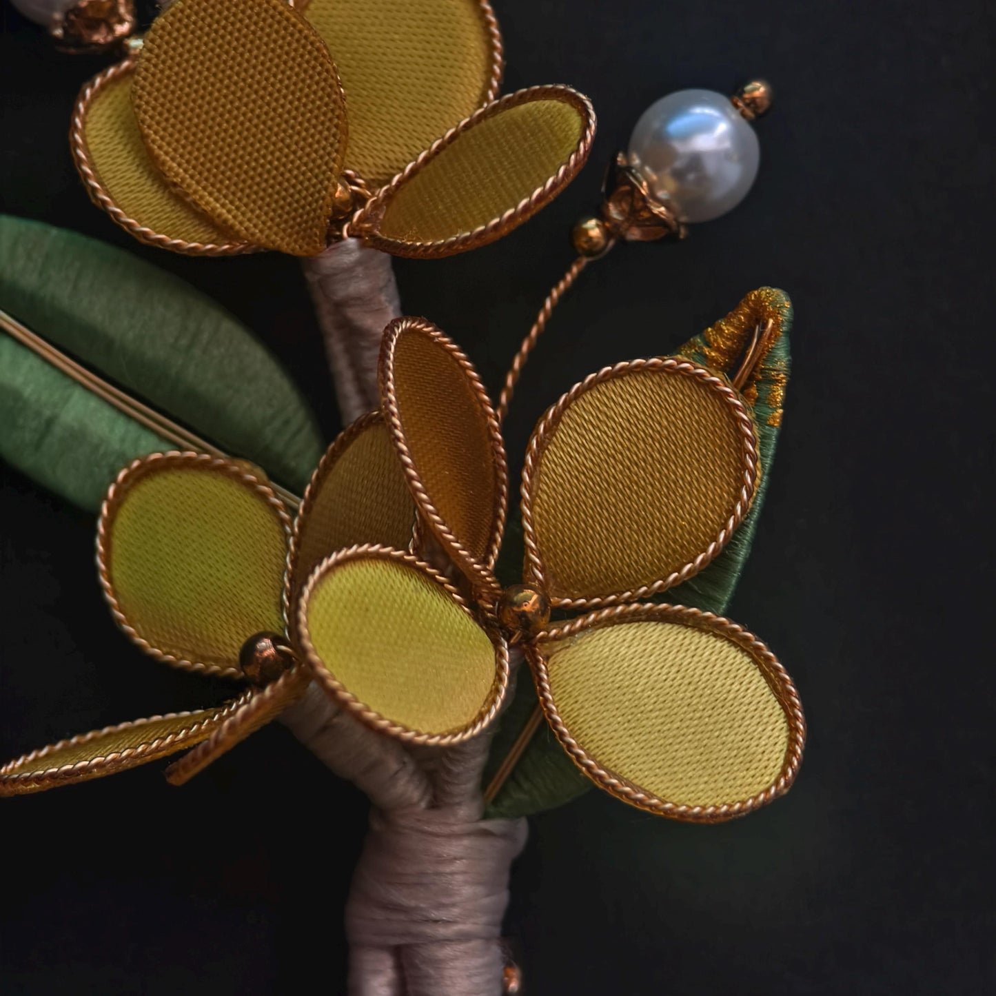 Petal Silk Flower Brooch – Handmade Vintage Chinese Style Pin for Dresses and Parties
