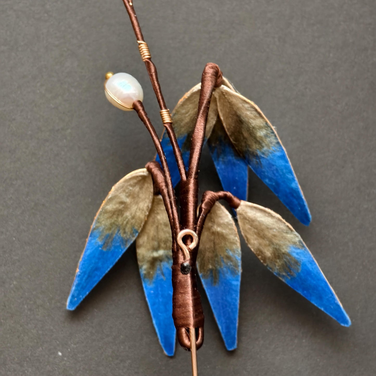 Handmade Bamboo Leaf Silk Vintage Brooch