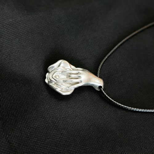 Silver Vulva Pendant Necklace
