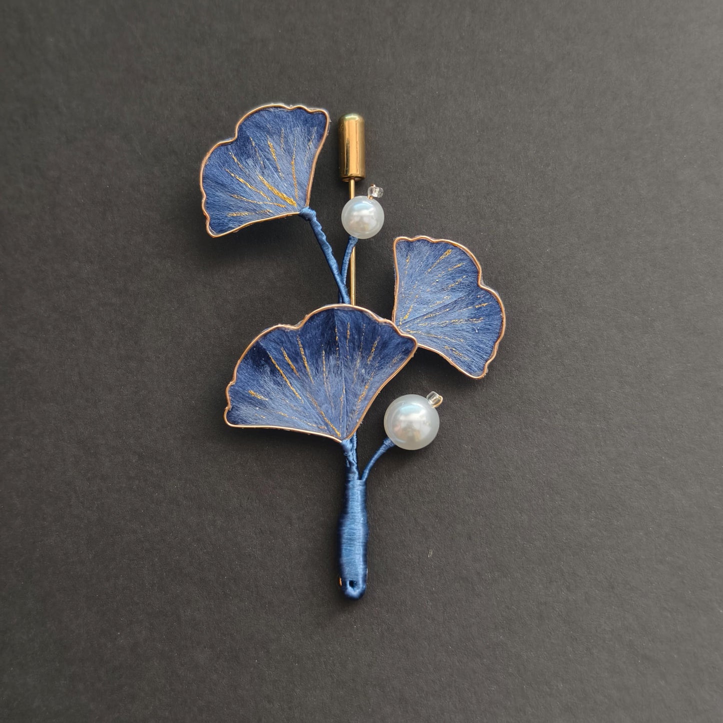 Ginkgo Leaf Pearl Silk Brooch