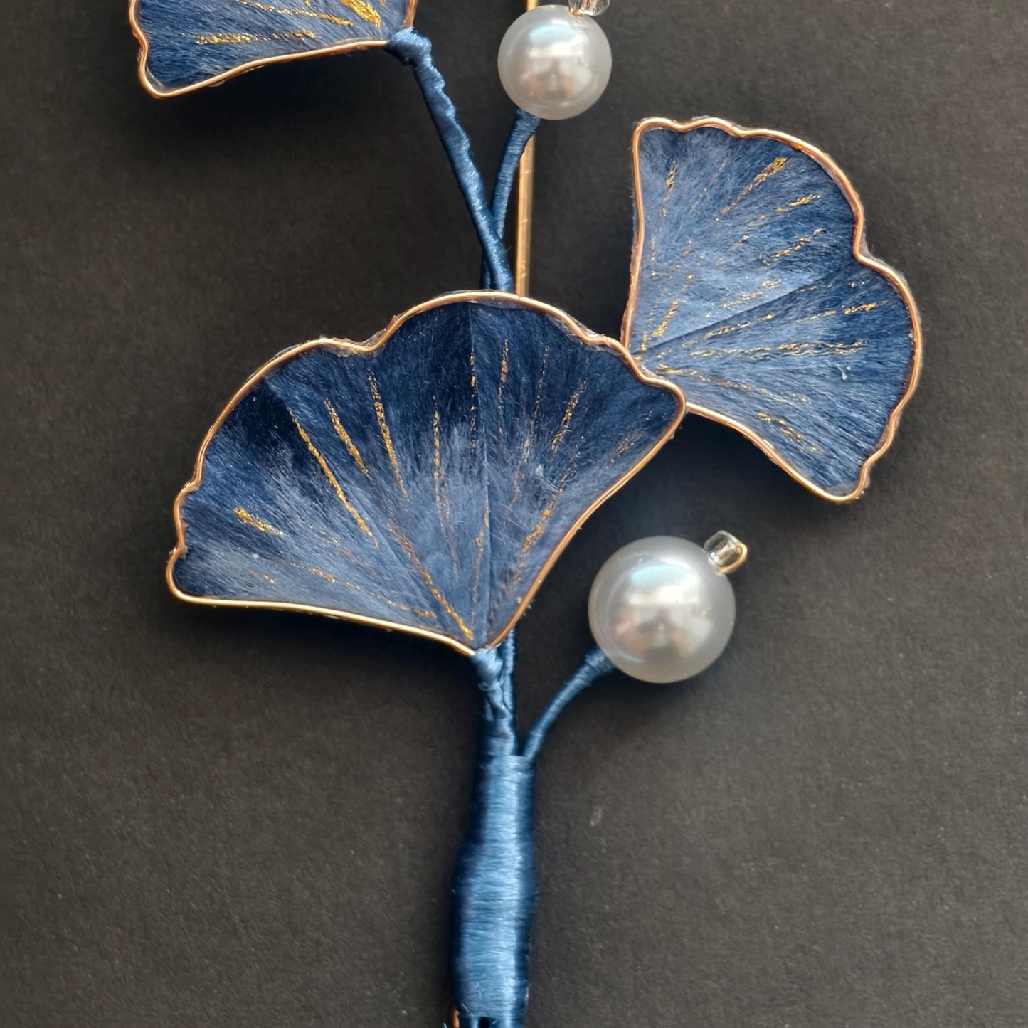 Ginkgo Leaf Pearl Silk Brooch