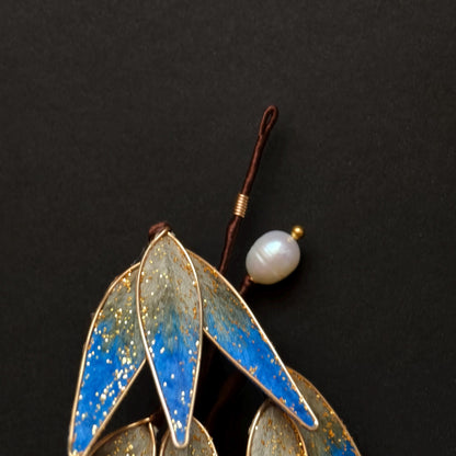 Handmade Bamboo Leaf Silk Vintage Brooch
