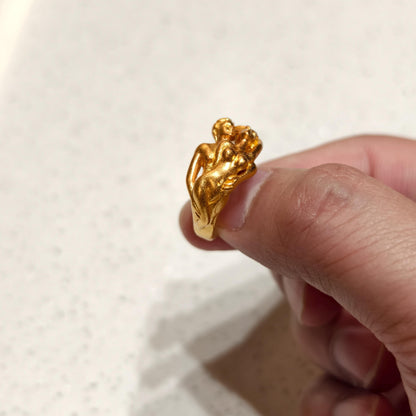 Gold-Tone Adjustable Vintage Ring