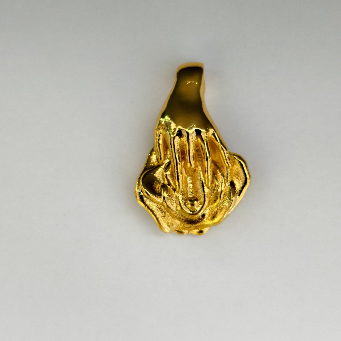 Gold Plated Vulva & Clitoris Rose Pendant – Sensual Female Body Art Jewelry, Feminine Anatomy Gift